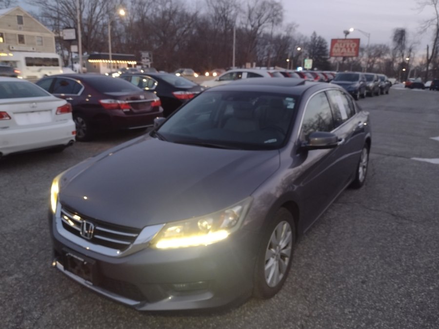 Used Honda Accord Sedan 4dr V6 Auto EX-L w/Navi 2015 | Matts Auto Mall LLC. Chicopee, Massachusetts