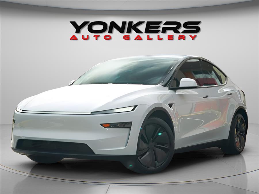 2026 Tesla New Model Y Long Range's photo