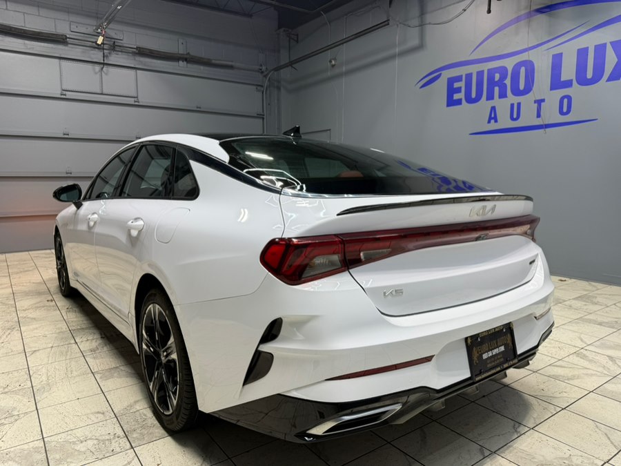 2023 Kia K5 GT-Line photo 3