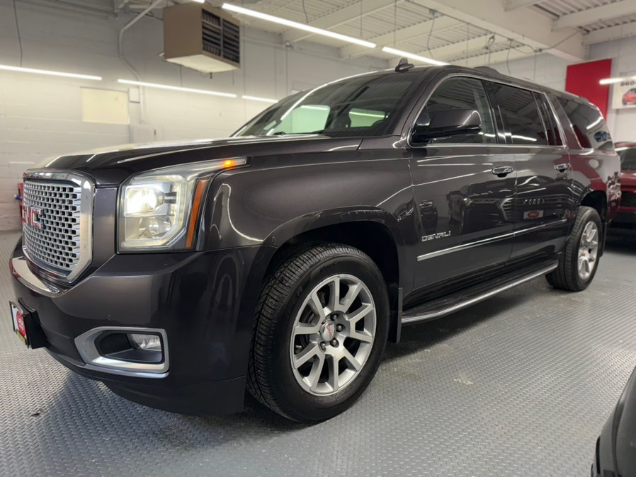 2017 GMC Yukon XL Denali's photo