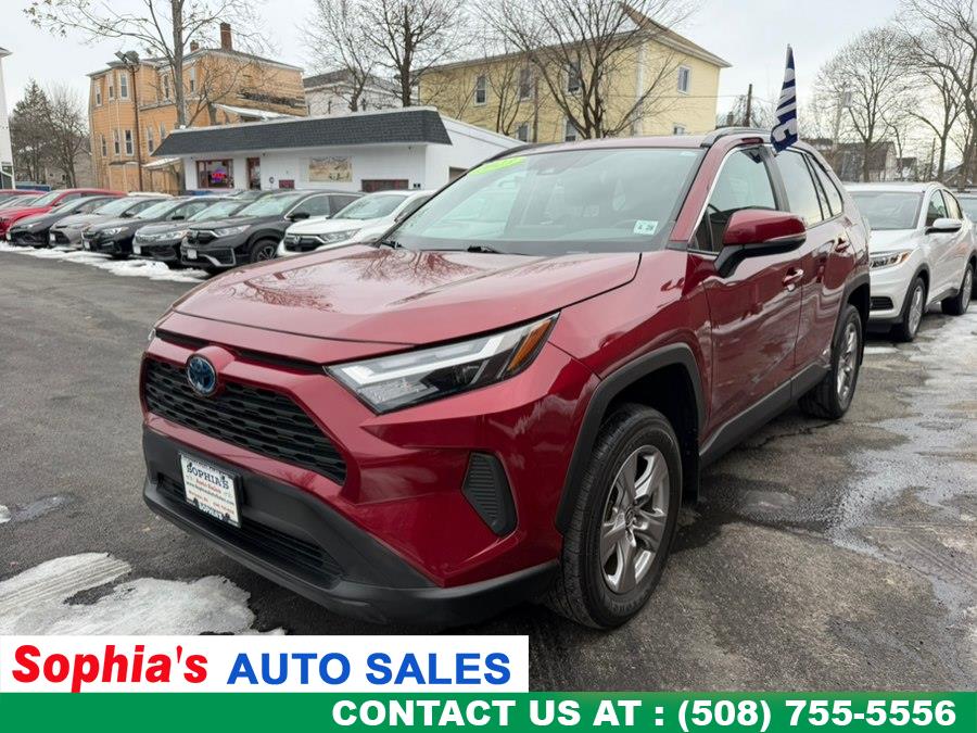 2023 Toyota RAV4 XLE's photo