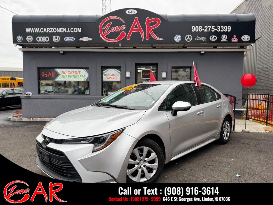 2023 Toyota Corolla LE's photo