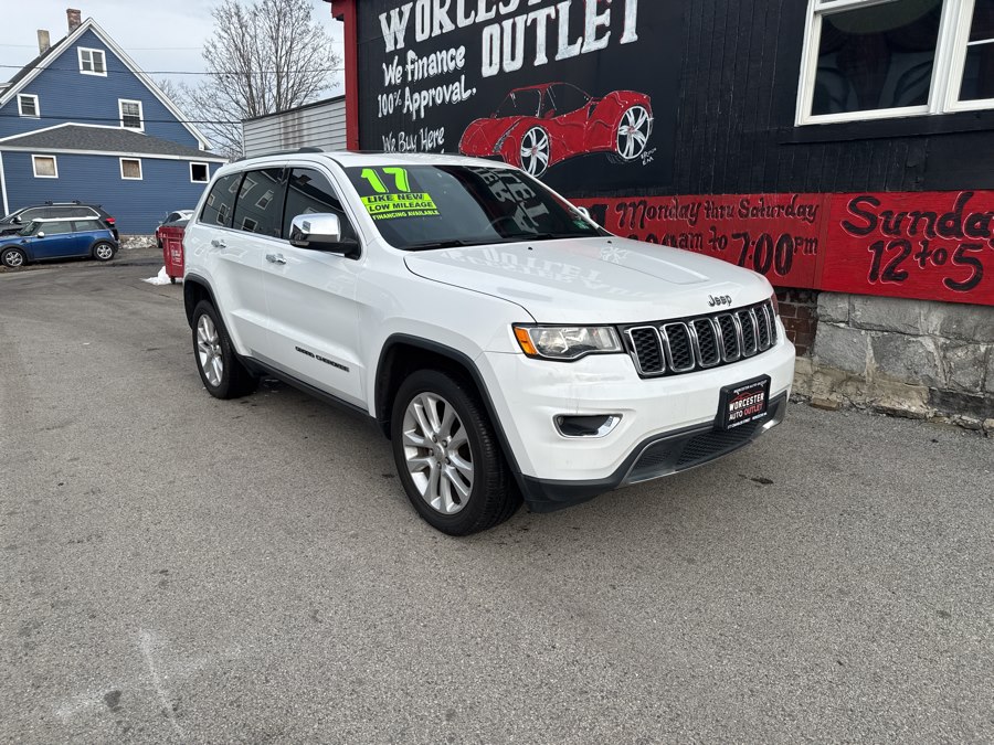 Used 2017 Jeep Grand Cherokee in Worcester, Massachusetts | Worcester Auto Outlet LLC. Worcester, Massachusetts