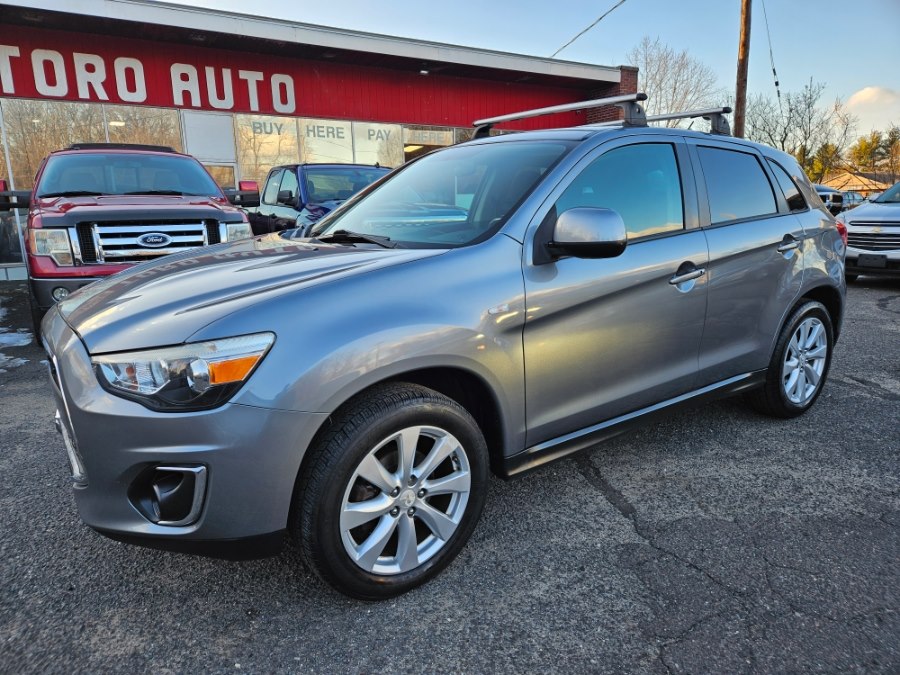 2015 Mitsubishi Outlander Sport ES's photo