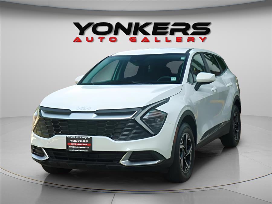 2024 Kia Sportage LX's photo