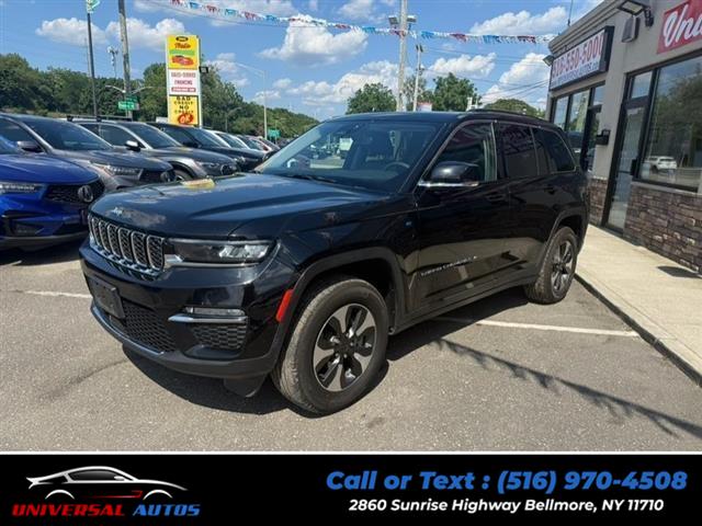 Used 2023 Jeep Grand Cherokee 4xe in Bellmore, New York | Universal Autos. Bellmore, New York