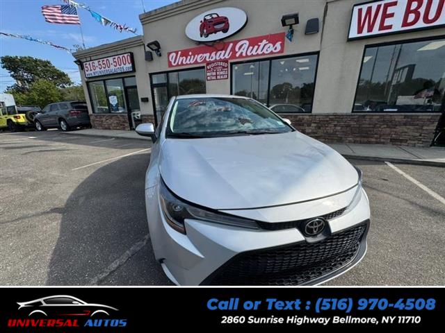 Used 2021 Toyota Corolla in Bellmore, New York | Universal Autos. Bellmore, New York