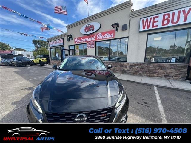 Used 2024 Nissan Altima in Bellmore, New York | Universal Autos. Bellmore, New York