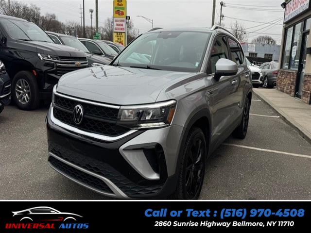 Used 2023 Volkswagen Taos in Bellmore, New York | Universal Autos. Bellmore, New York