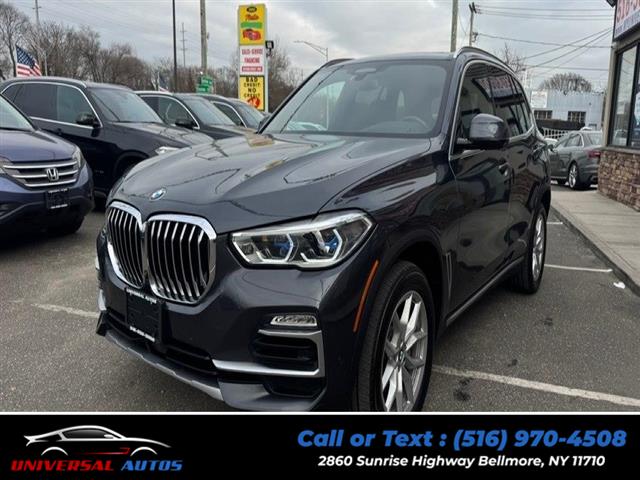 Used 2020 BMW X5 in Bellmore, New York | Universal Autos. Bellmore, New York