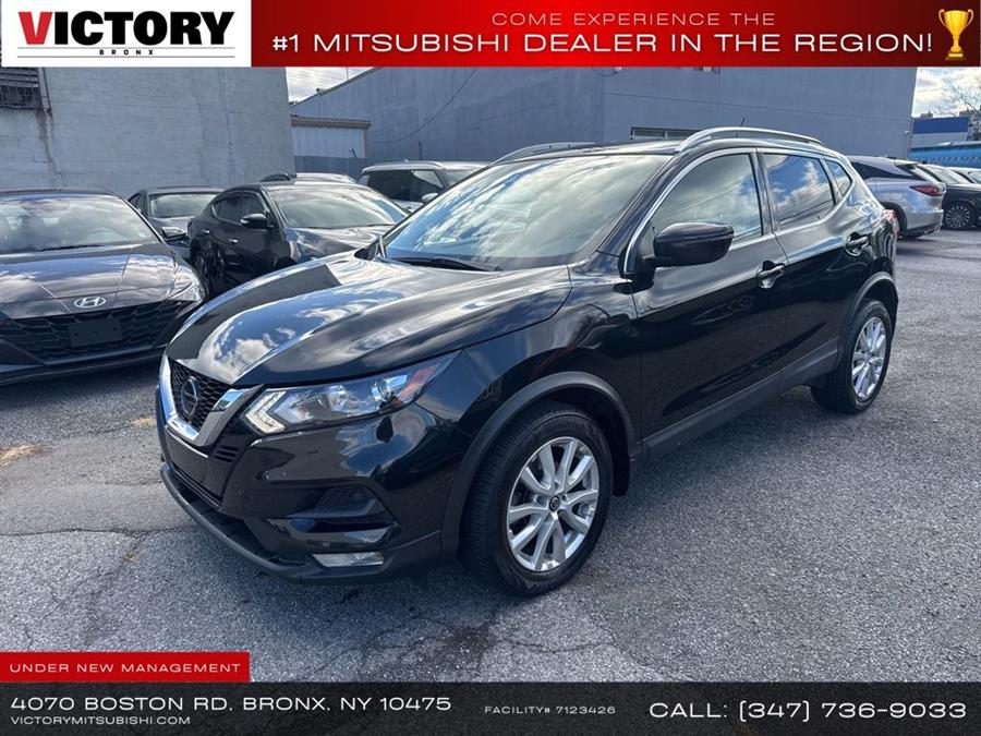 2020 Nissan Rogue Sport SV's photo