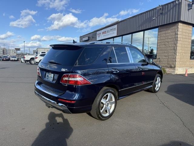 2015 Mercedes Benz ML 400 photo 3