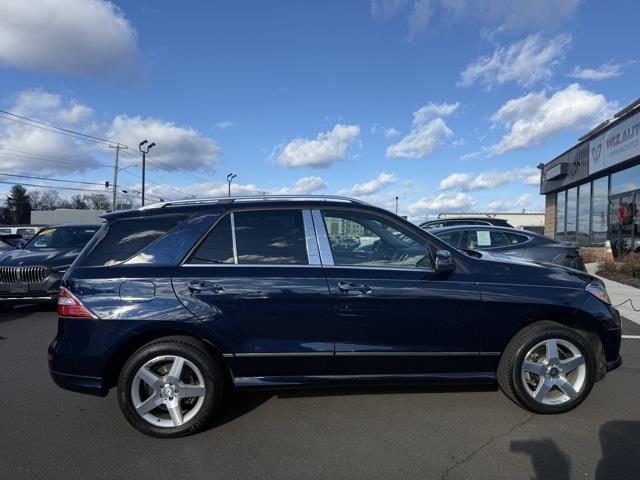 2015 Mercedes Benz ML 400 photo 4