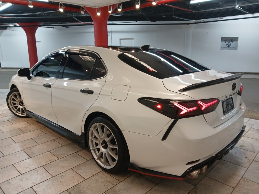 2021 Toyota Camry XSE photo 4