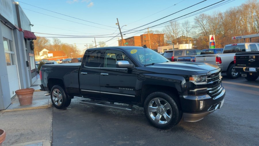 2017 Chevrolet Silverado 1500 LTZ photo 4