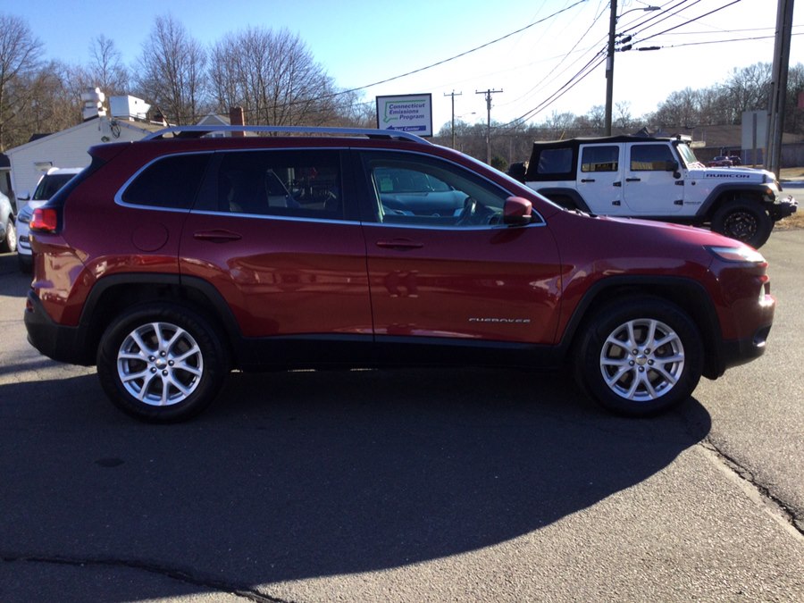 2015 Jeep Cherokee Latitude photo 4