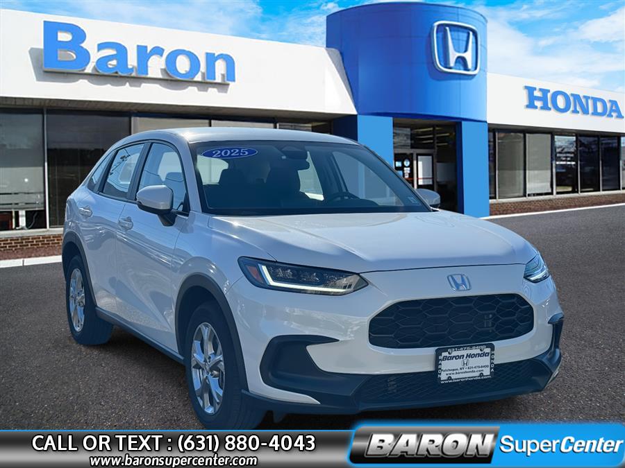 Used 2025 Honda Hr-v in Patchogue, New York | Baron Supercenter. Patchogue, New York