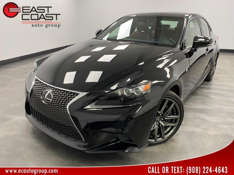 2015 Lexus IS 350's photo