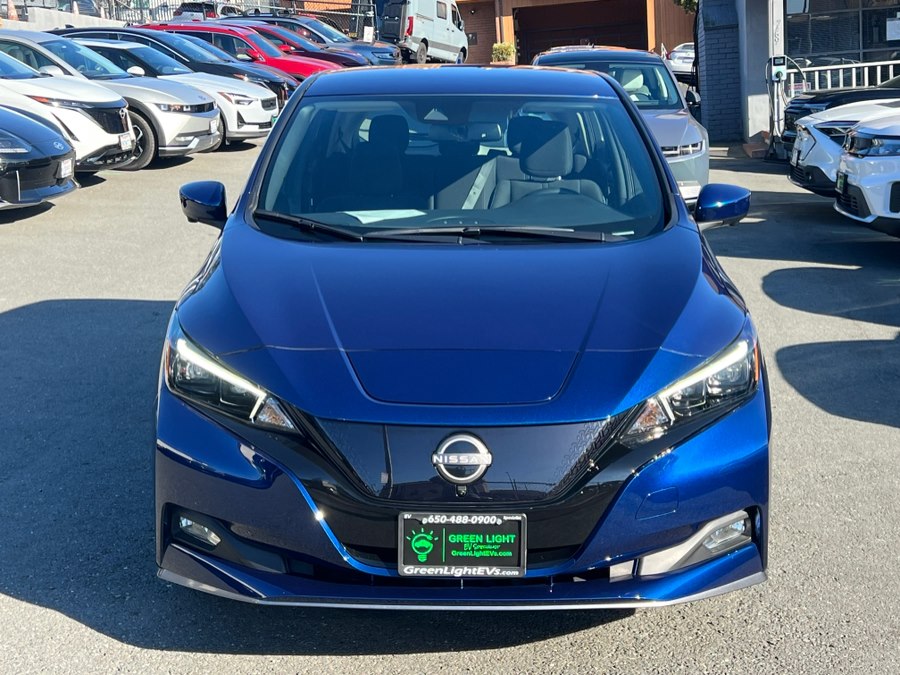 2025 Nissan Leaf SV Plus photo 2