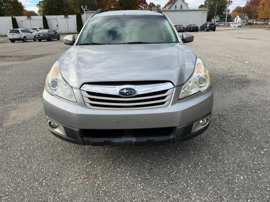 Used 2013 Subaru Outback in Springfield, Massachusetts | Auto Globe LLC. Springfield, Massachusetts