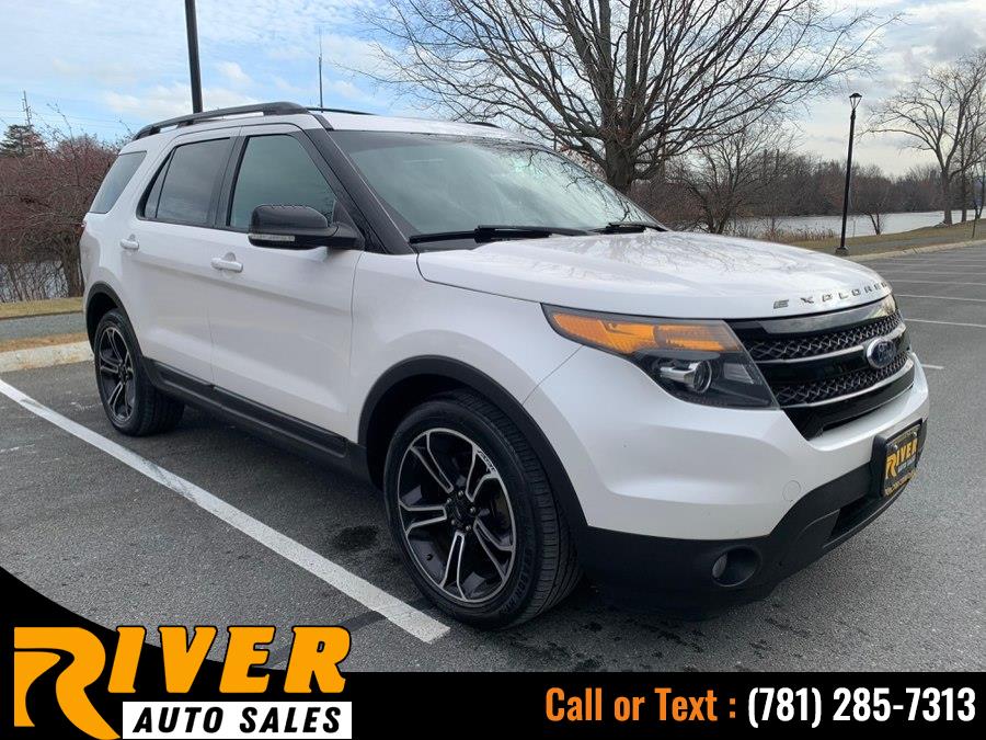 2015 Ford Explorer Sport's photo