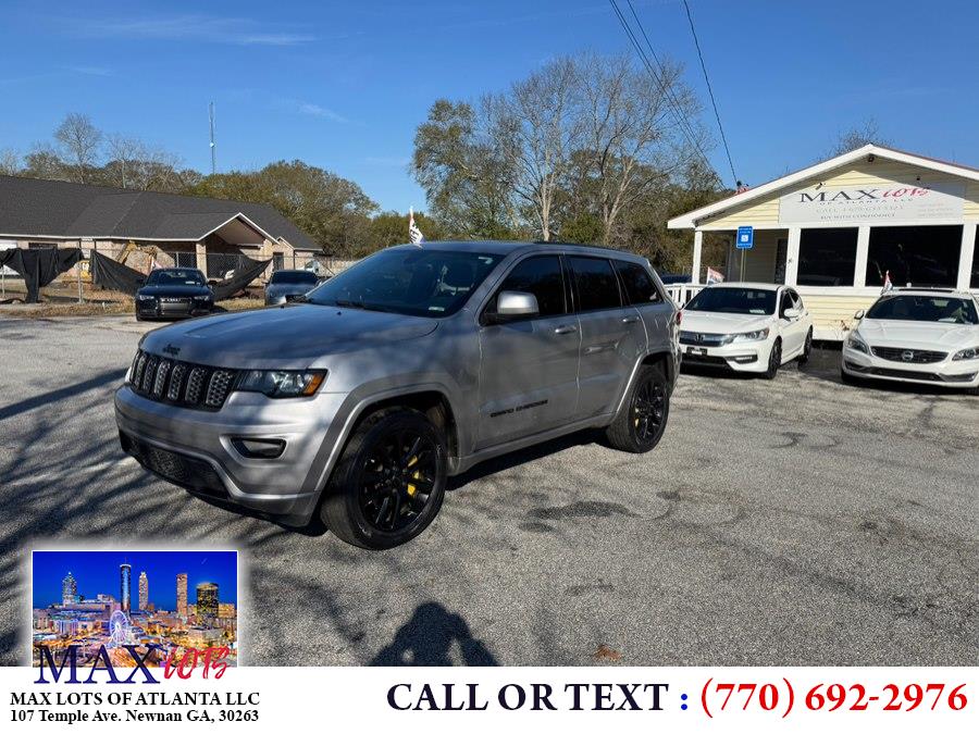 2017 Jeep Grand Cherokee Altitude's photo
