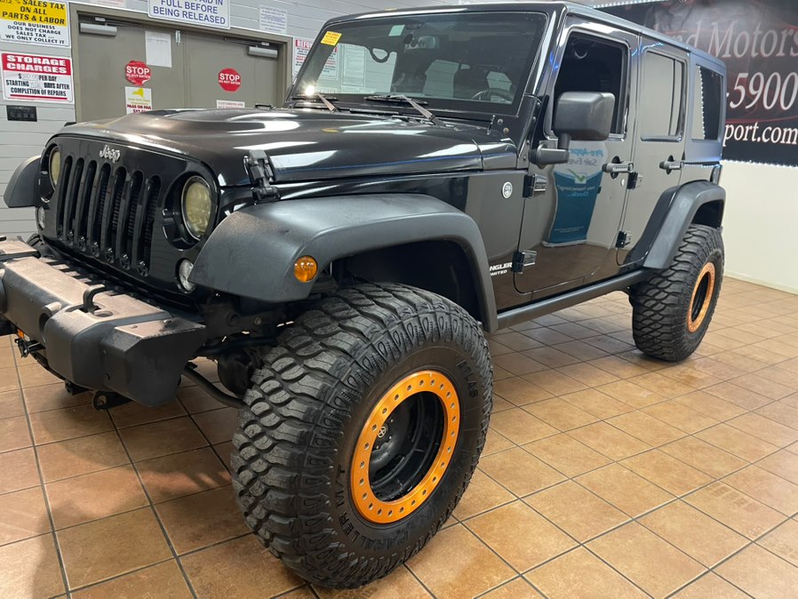 2015 Jeep Wrangler Unlimited Rubicon photo 4