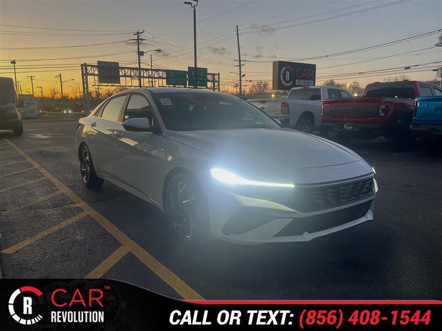 Used 2025 Hyundai Elantra Hybrid in Maple Shade, New Jersey | Car Revolution. Maple Shade, New Jersey