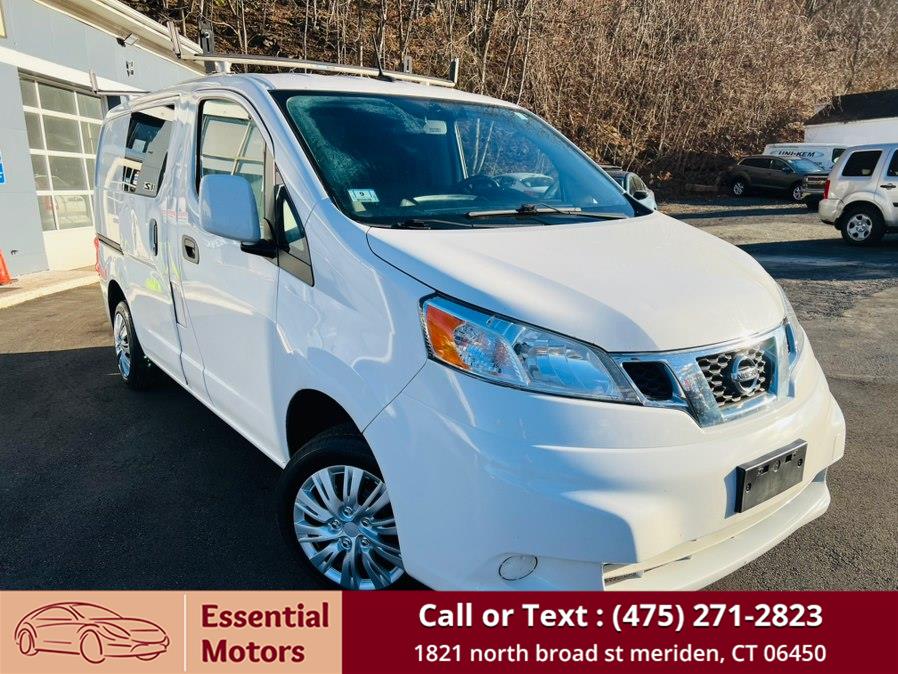 2019 Nissan NV200 SV's photo