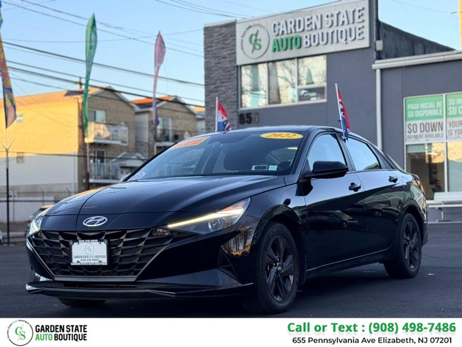 2022 Hyundai Elantra SEL's photo