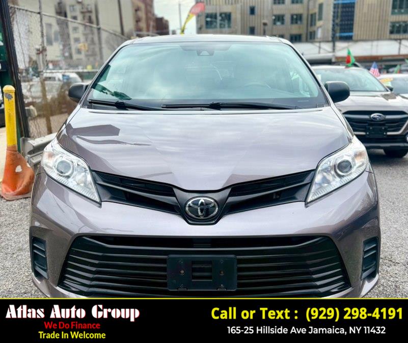 2020 Toyota Sienna L's photo