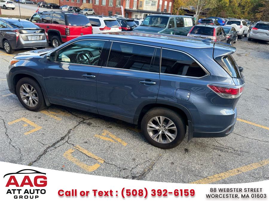 2014 Toyota Highlander Base Hybrid photo 2