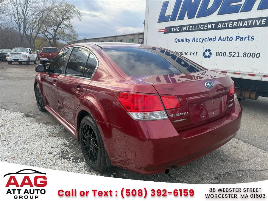 2013 Subaru Legacy Premium photo 3