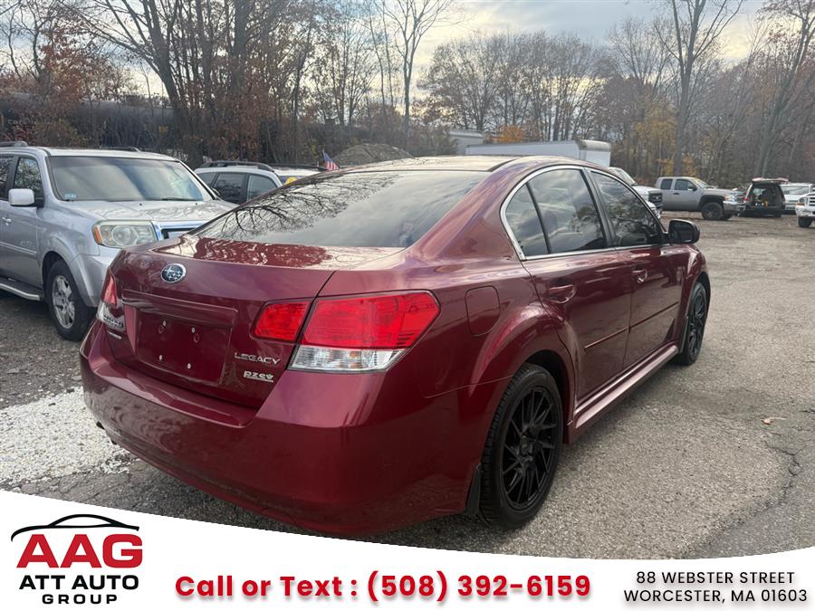2013 Subaru Legacy Premium photo 4