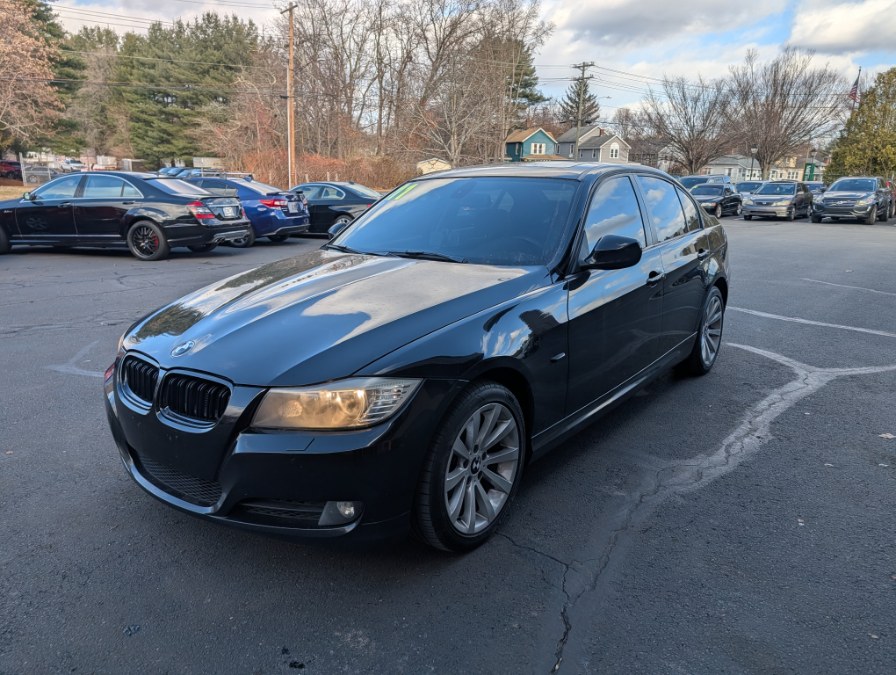 Used 2011 BMW 3 Series in Bristol, Connecticut | Dealmax Motors LLC. Bristol, Connecticut