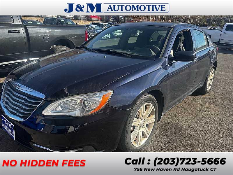 Used 2012 Chrysler 200 in Naugatuck, Connecticut | J&M Automotive Sls&Svc LLC. Naugatuck, Connecticut