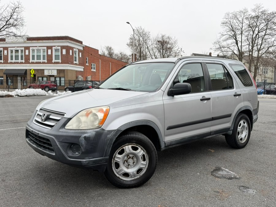 2005 Honda CR-V LX's photo