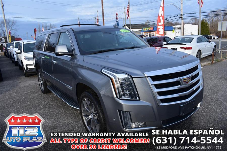 Used Cadillac Escalade ESV LUXURY 2018 | 112 Auto Plaza. Patchogue, New York