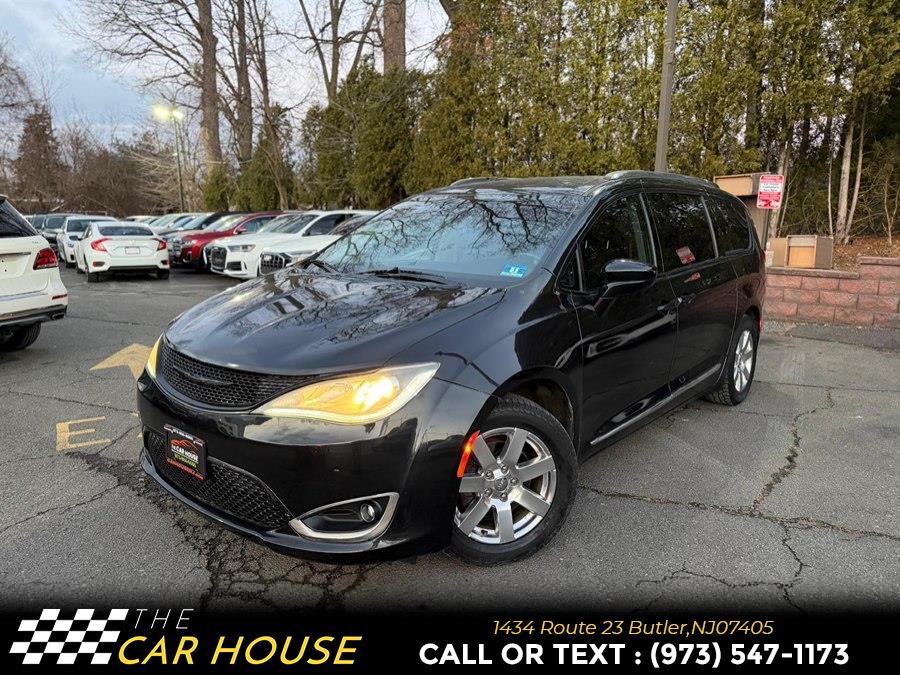 Used 2018 Chrysler Pacifica in Butler, New Jersey | The Car House. Butler, New Jersey