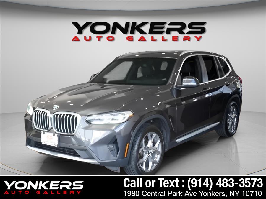 2023 BMW X3 30i's photo