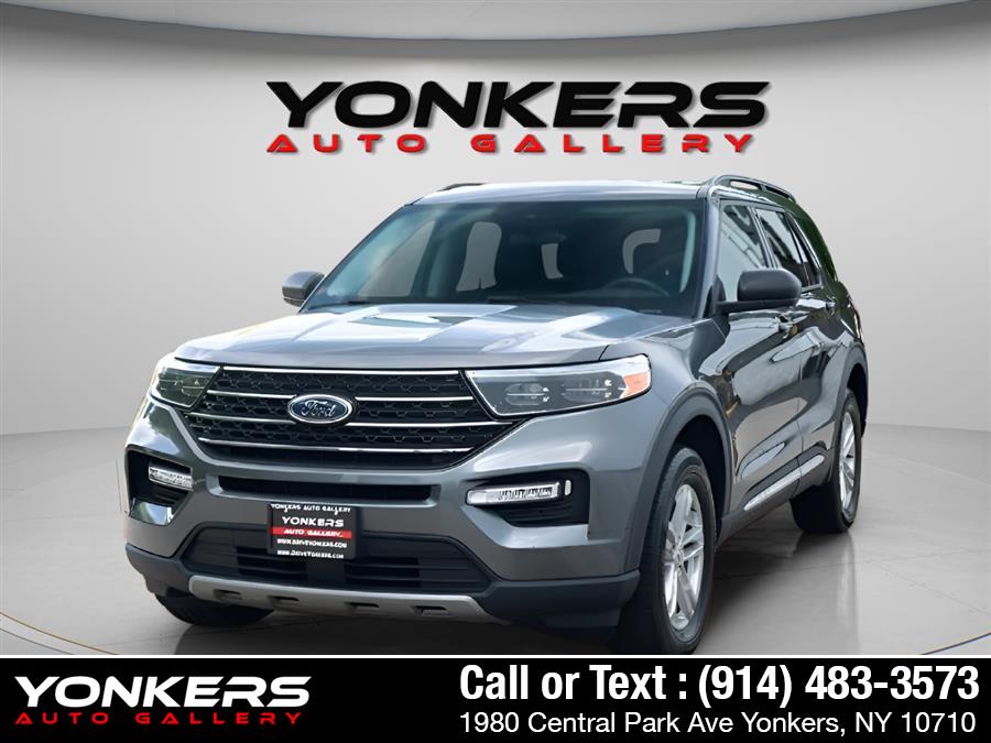 2023 Ford Explorer XLT's photo