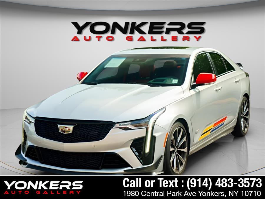 2024 Cadillac CT4 V-Series Blackwing's photo