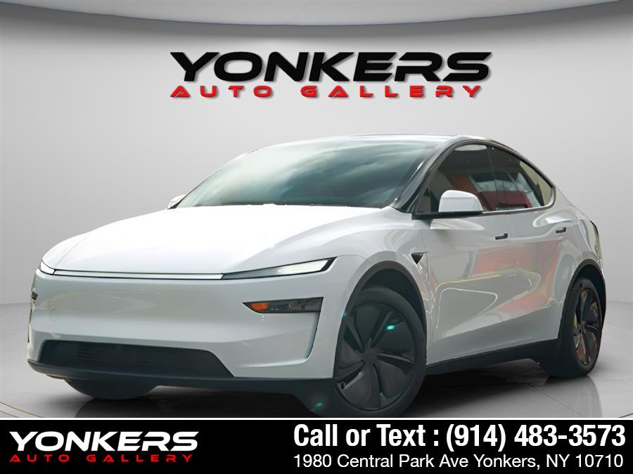 2026 Tesla New Model Y Long Range's photo