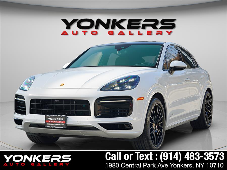 2022 Porsche Cayenne Coup GTS's photo