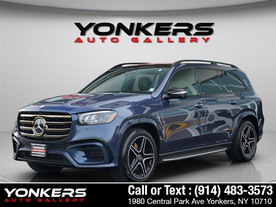 2025 Mercedes-Benz GLS Base's photo