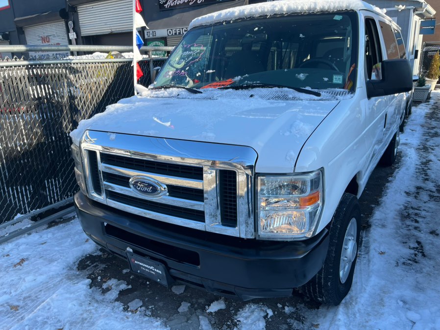 Used 2008 Ford Econoline Wagon in Corona, New York | Raymonds Cars Inc. Corona, New York