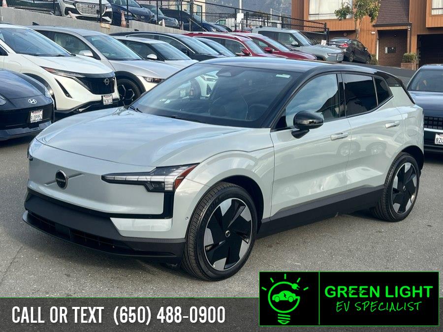 Used 2025 Volvo EX30 in Daly City, California | Green Light Auto Wholesale. Daly City, California