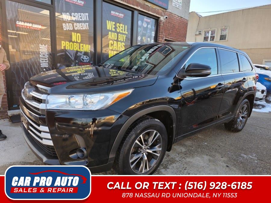 Used 2018 Toyota Highlander in Uniondale, New York | Car Pro Auto. Uniondale, New York