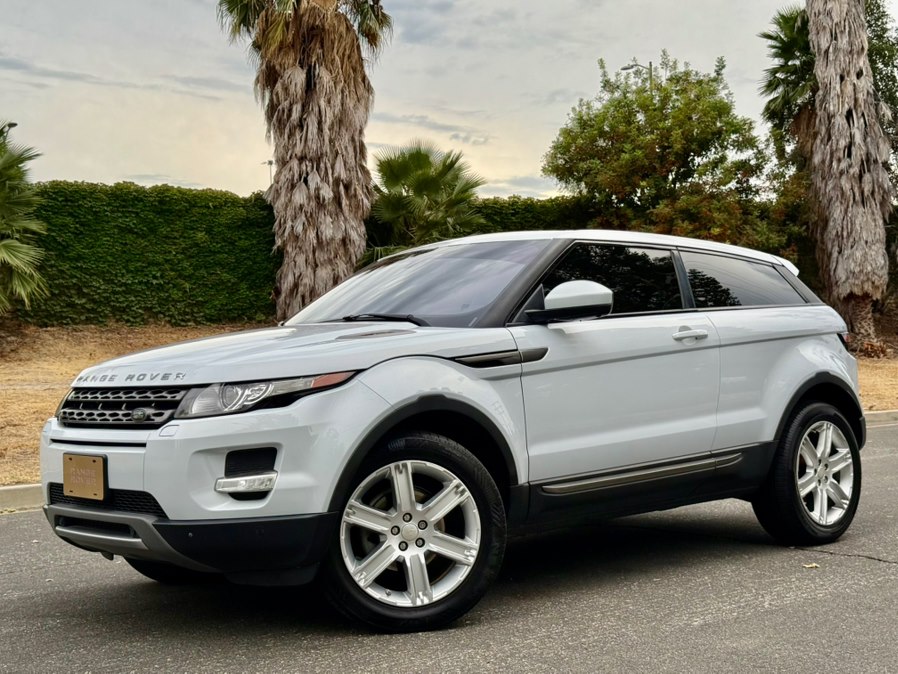 Used 2015 Land Rover Range Rover Evoque in Tarzana, California | Ivanna Auto. Tarzana, California