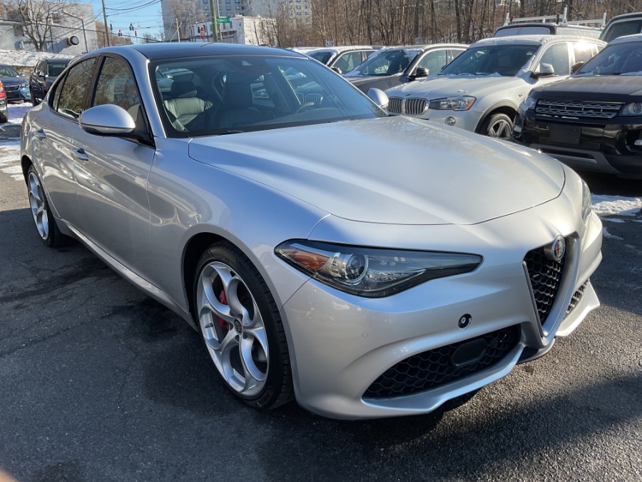 Used 2018 Alfa Romeo Giulia in Waterbury, Connecticut | Jim Juliani Motors. Waterbury, Connecticut